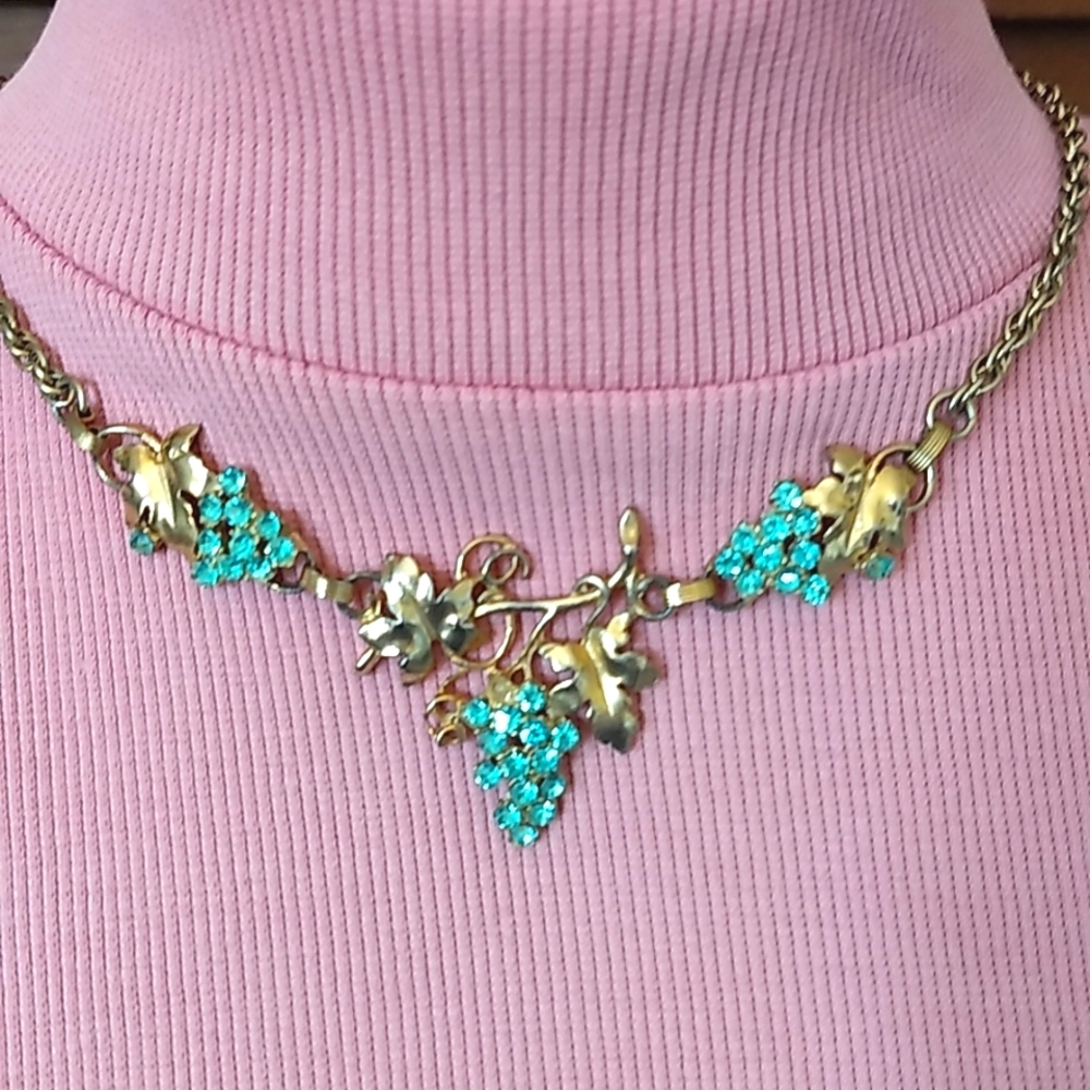 Grapevine Necklace